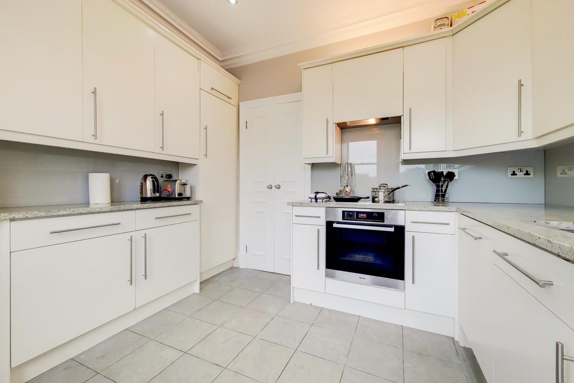 Sir Hans Sloane Apartments London Room photo